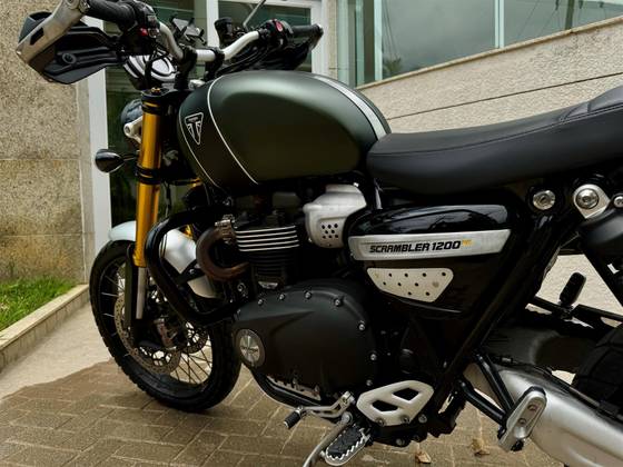 TRIUMPH BONNEVILLE SCRAMBLER 1200 XE 